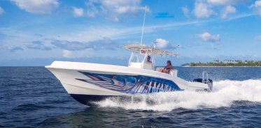 Cayman Turtle Divers | Private Charters